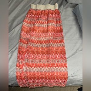 super cute and flowy skirt!